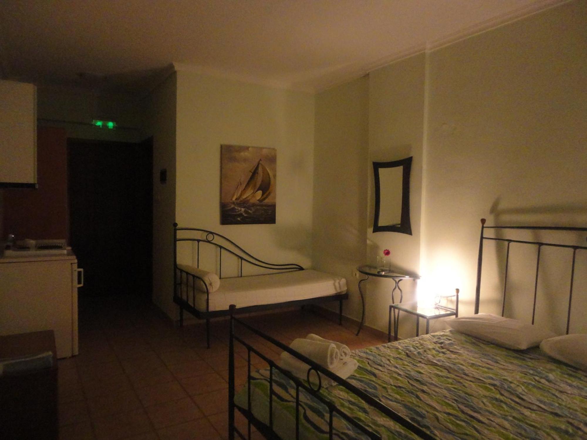 Aparthotel Kastalia à Amoliani Extérieur photo